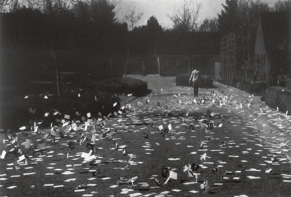 Taking-Off.-Henry-my-neighbour-by-Mariken-Wessels,-Courtesy-Art-Paper-Editions